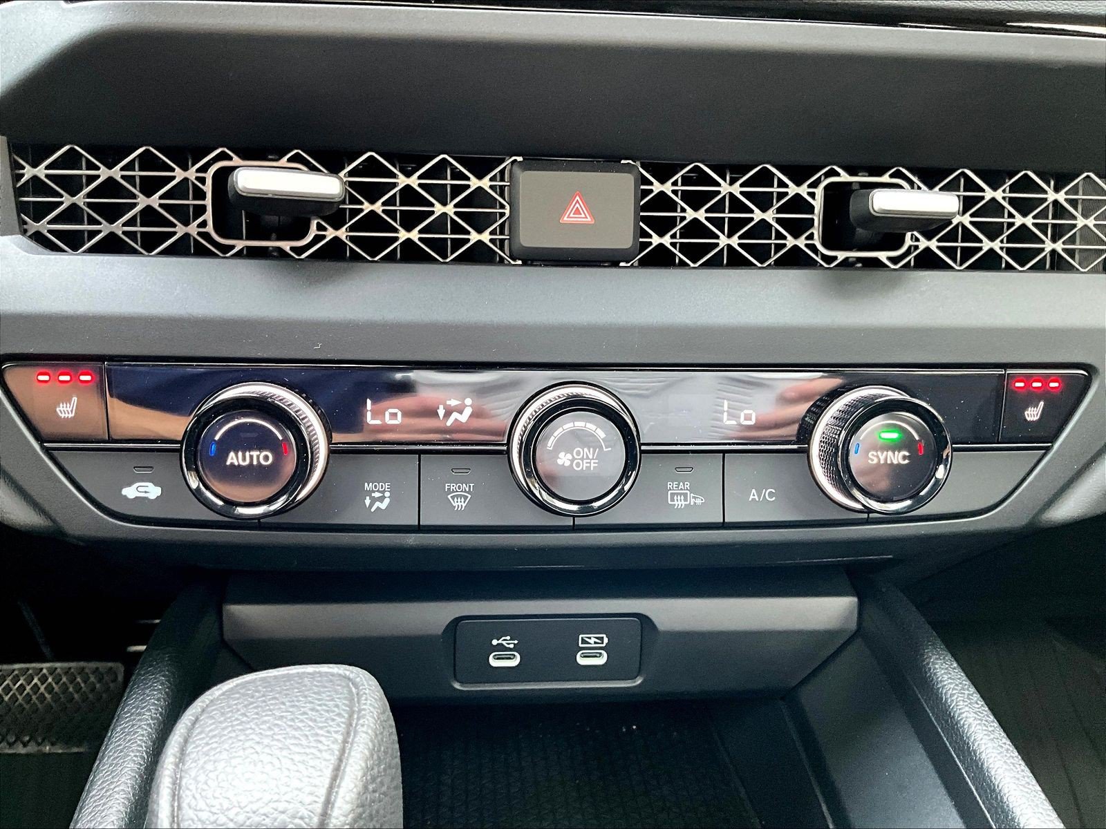 Used 2025 Honda Accord SE image 36