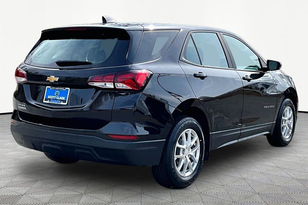Used 2022 Chevrolet Equinox LS image 5