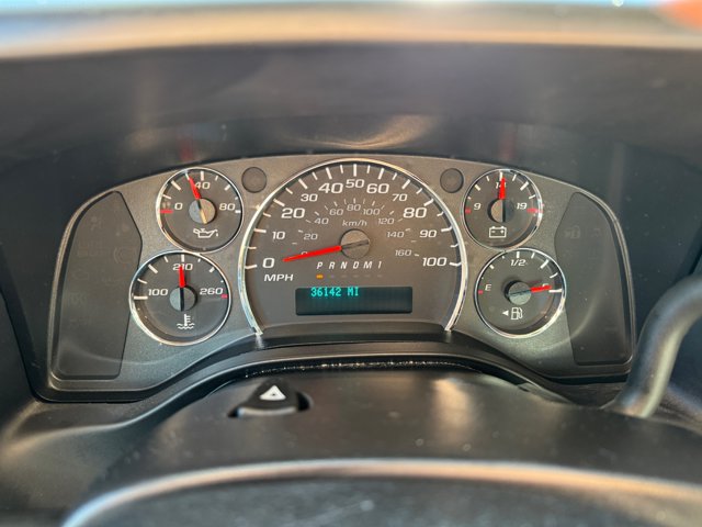 Used 2014 GMC Savana 2500 RWD image 21