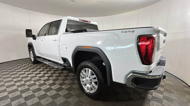 Used 2022 GMC Sierra 2500 SLE w/ SLE Convenience Package AWD/4WD image 4