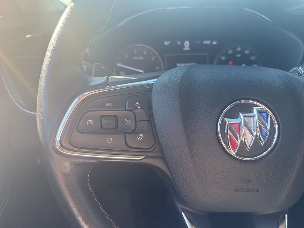 Used 2023 Buick Envision Essence image 28
