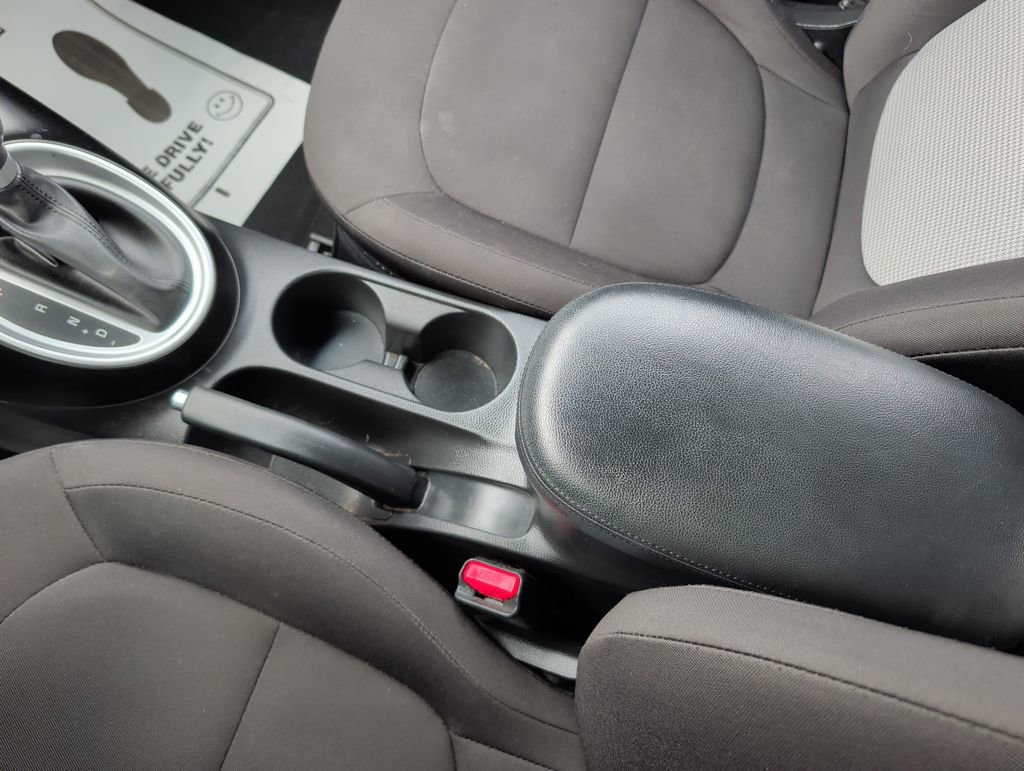 Used 2017 Kia Soul image 16