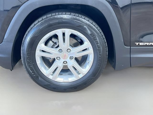 Used 2020 GMC Terrain SLE FWD image 30
