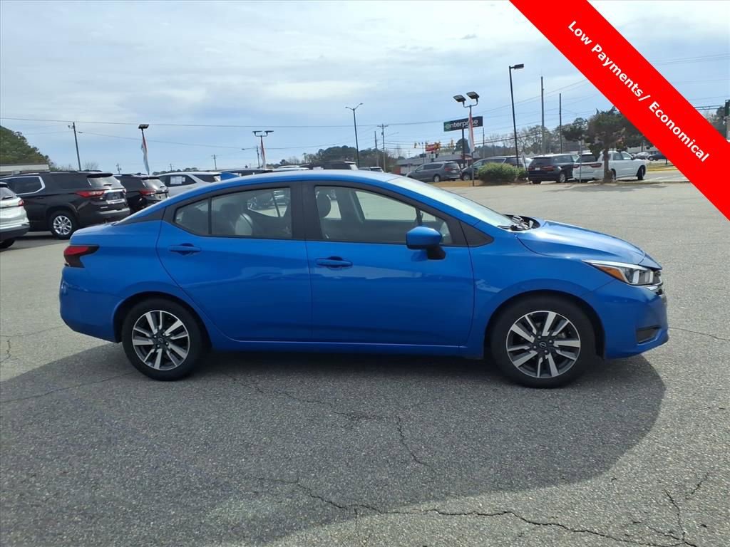 Used 2023 Nissan Versa SV image 6