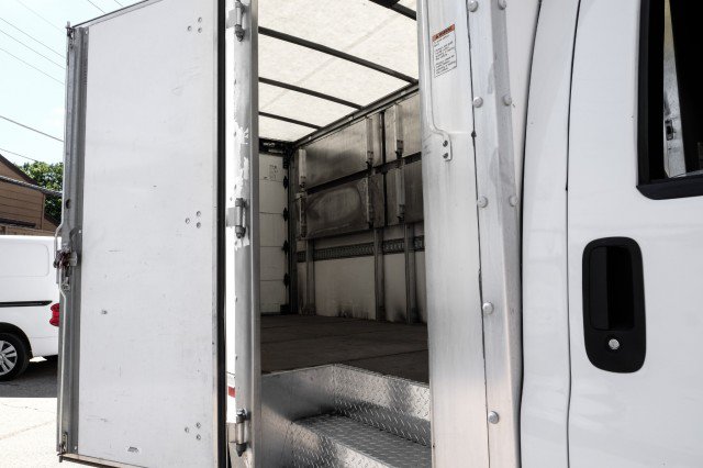 Used 2021 Chevrolet Express 3500 w/ Power Convenience Package RWD image 27