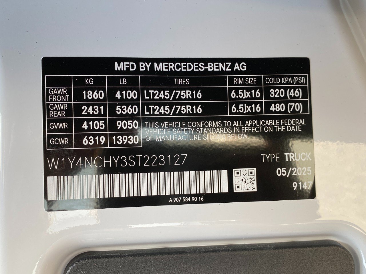 New 2025 Mercedes-Benz Sprinter 2500 image 24
