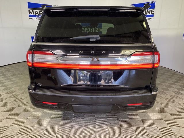 Used 2018 Lincoln Navigator Select AWD/4WD image 17