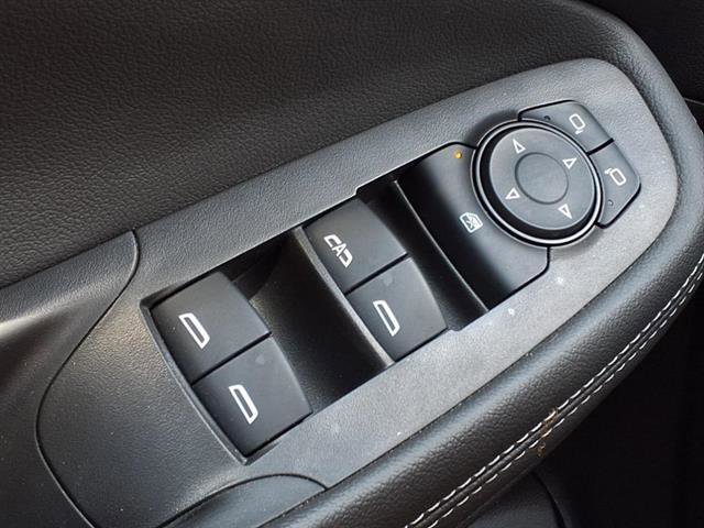 Used 2023 Buick Encore GX Select w/ Sport Touring Package image 9