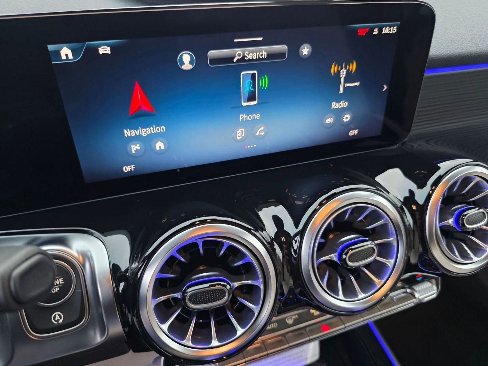 New 2026 Mercedes-Benz GLB 250 4MATIC image 27