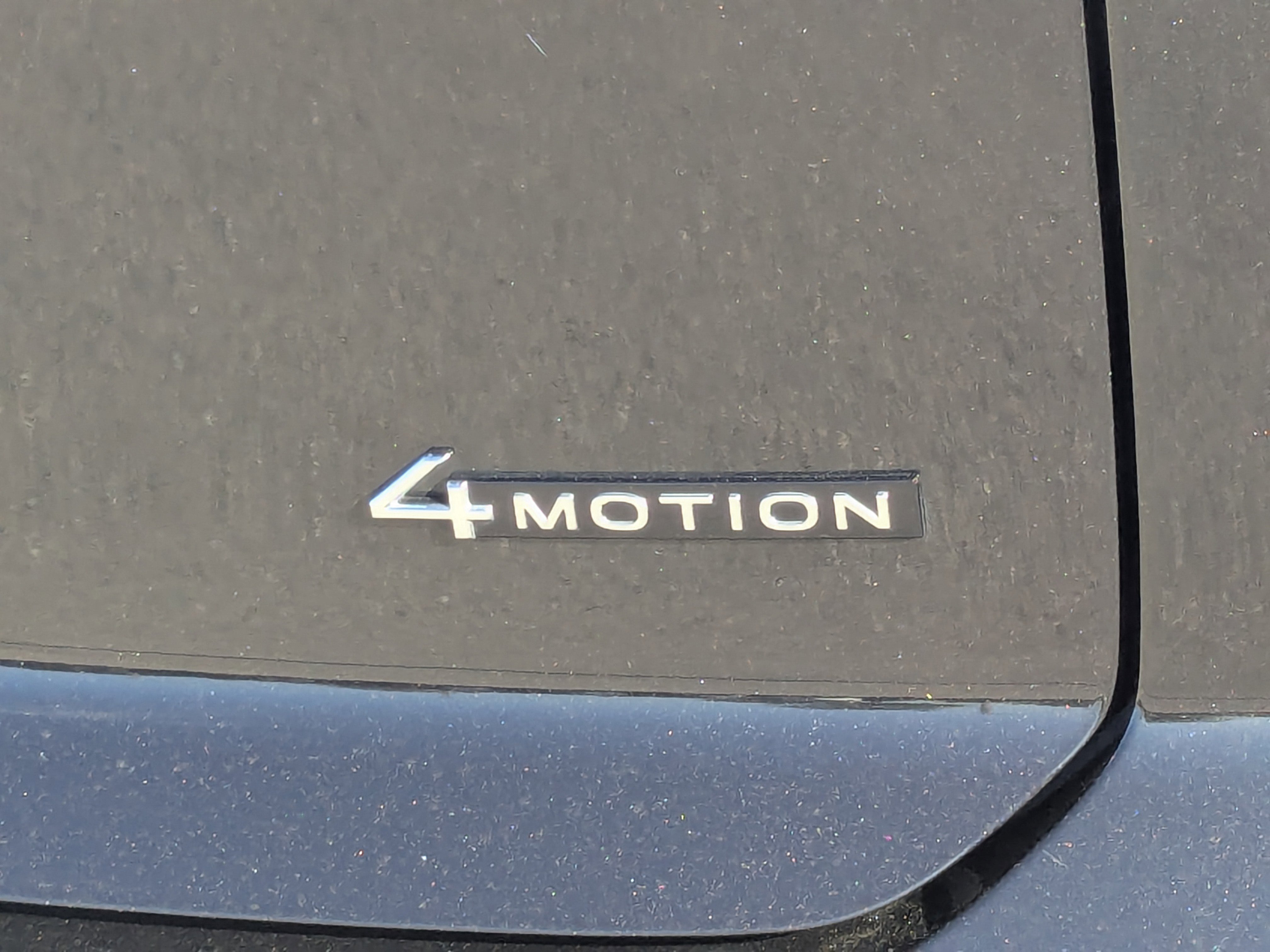 Used 2023 Volkswagen Atlas Cross Sport SEL image 15