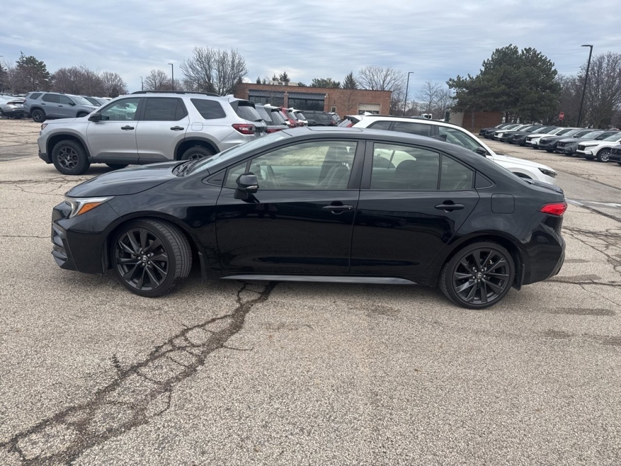 Used 2023 Toyota Corolla SE image 7