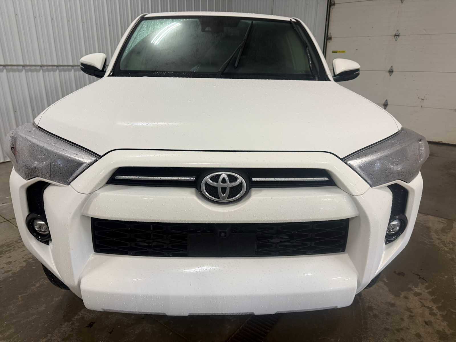 Certified 2023 Toyota 4Runner SR5 Premium w/ Moonroof Package AWD/4WD image 3