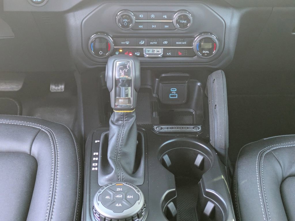 New 2025 Ford Bronco Badlands image 22