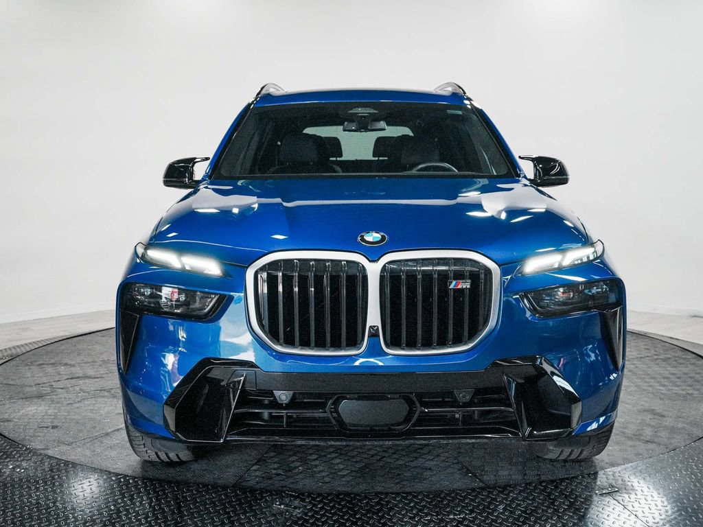 Used 2026 BMW X7 M60i AWD/4WD image 2