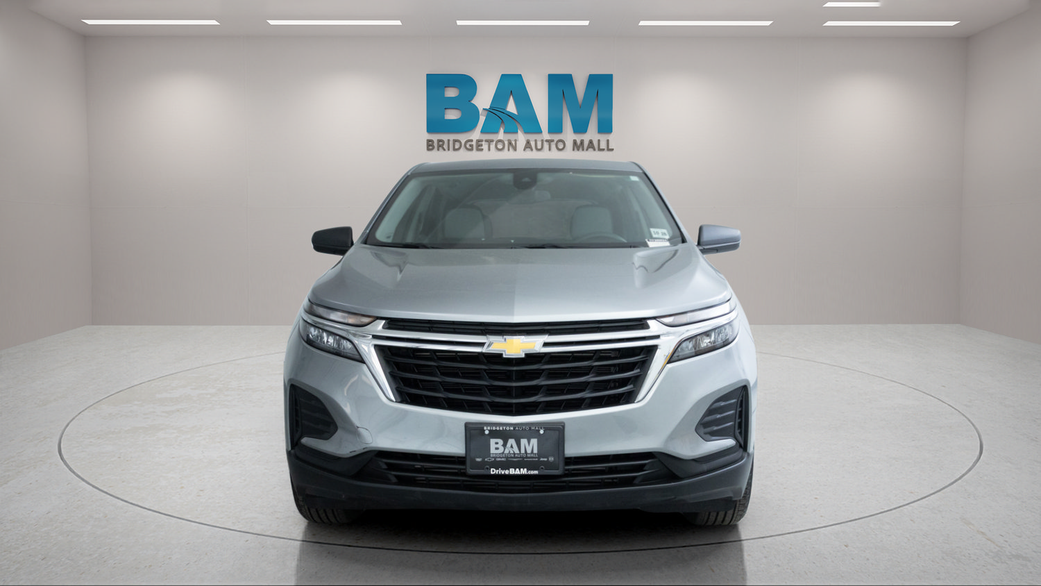 Used 2024 Chevrolet Equinox LS FWD image 2