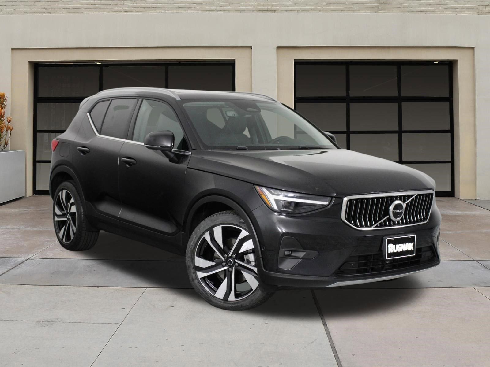 Used 2023 Volvo XC40 B5 Ultimate w/ Climate Package AWD/4WD image 34