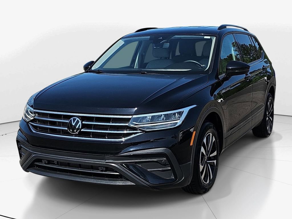 Used 2024 Volkswagen Tiguan S FWD image 11