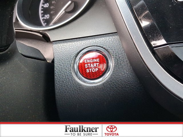 Used 2018 Toyota Camry L image 23