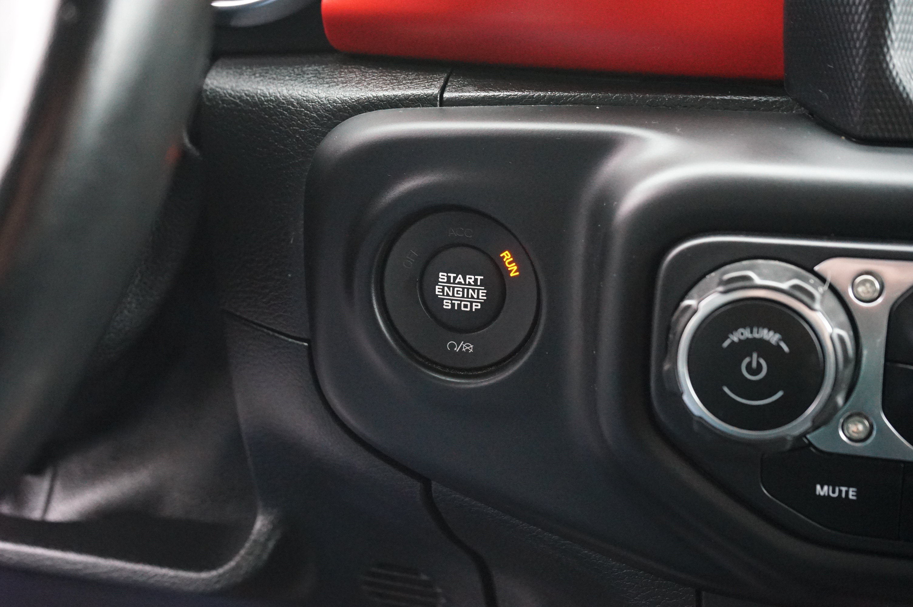 Used 2020 Jeep Gladiator Rubicon image 25