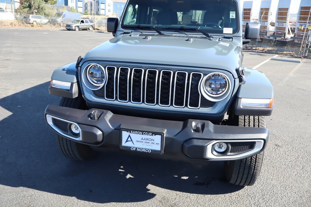 Certified 2026 Jeep Wrangler Unlimited Sahara AWD/4WD image 9