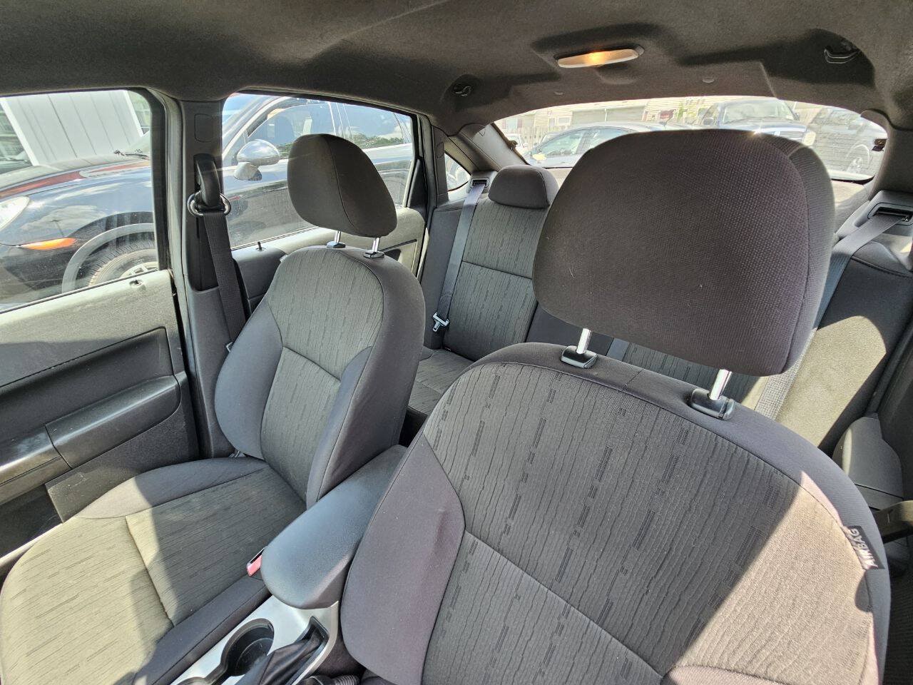Used 2011 Ford Focus SE w/ 201A Rapid Spec Order Code FWD image 12