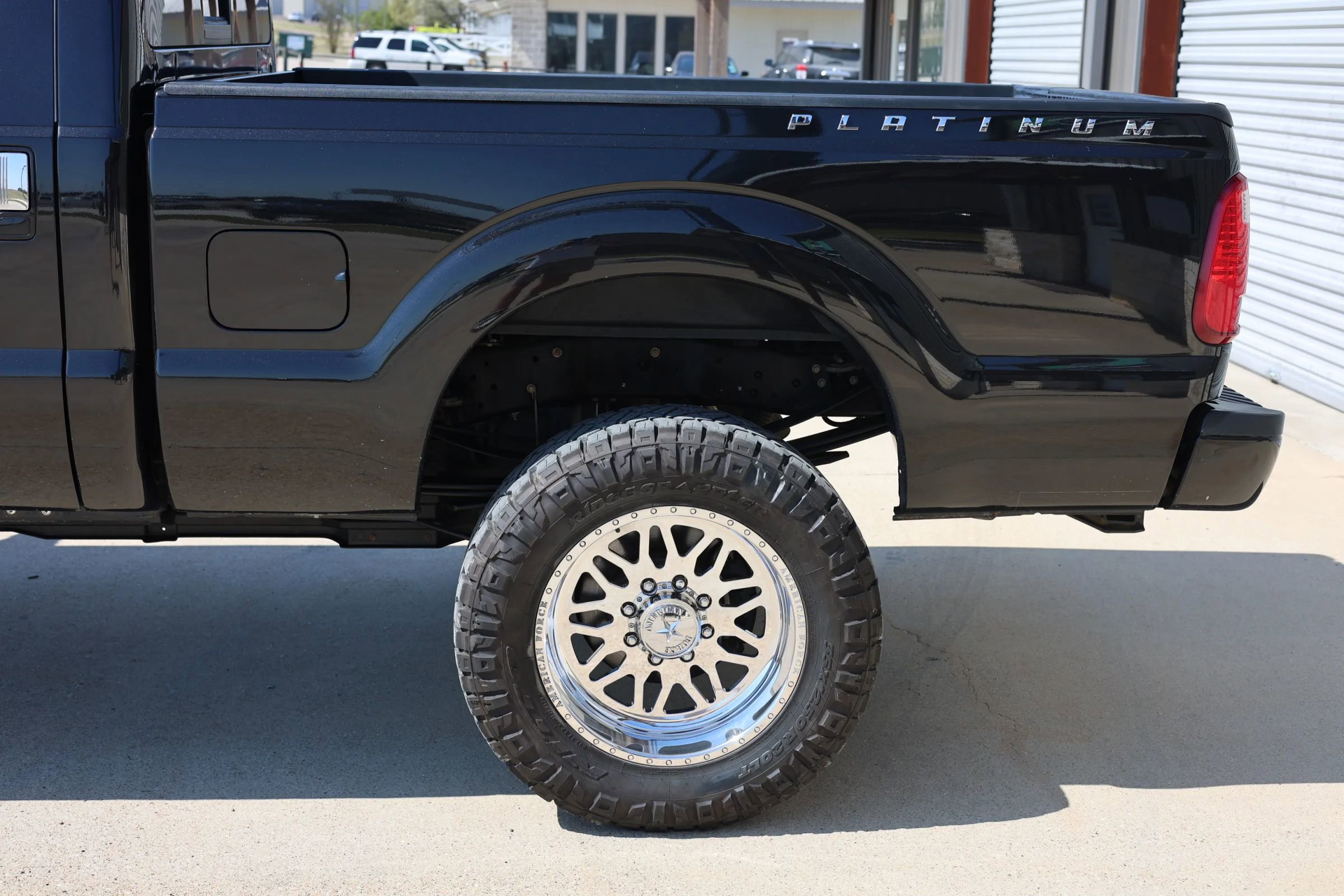 Used 2015 Ford F350 Platinum image 14