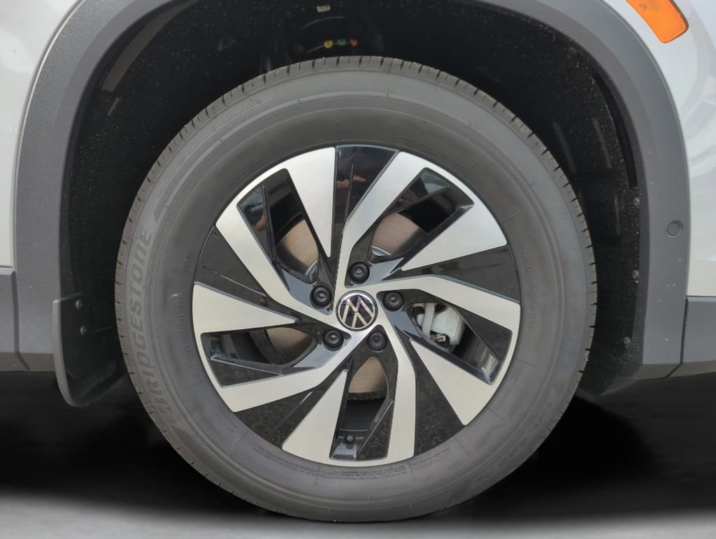 New 2026 Volkswagen Tiguan S FWD image 44