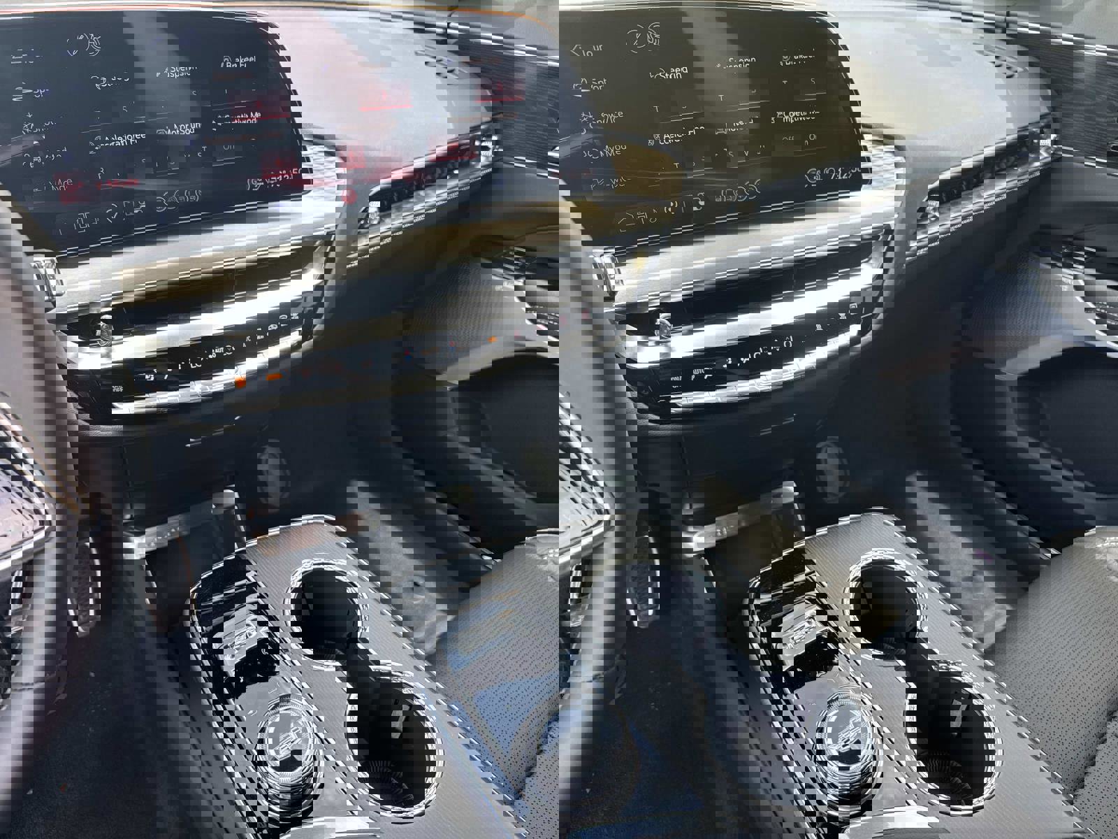 New 2026 Cadillac Lyriq V image 24