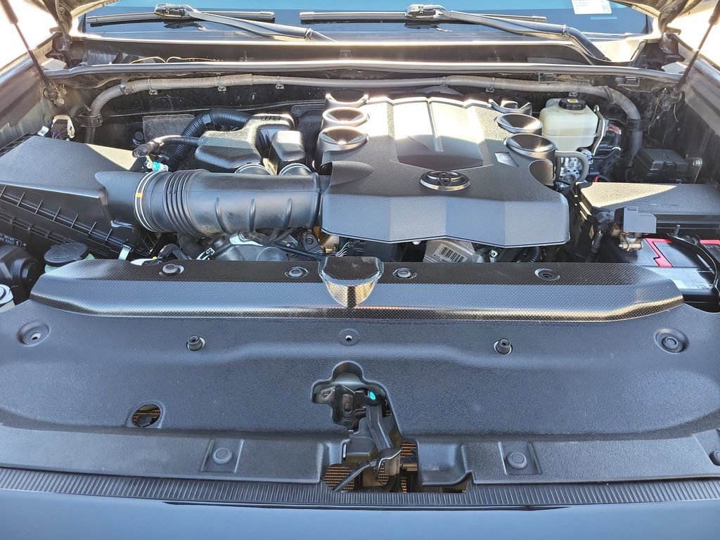 Used 2021 Toyota 4Runner SR5 Premium image 17