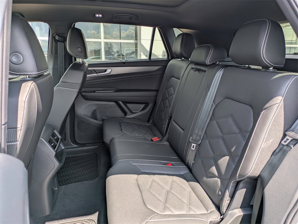 New 2026 Volkswagen Atlas Cross Sport SE image 15