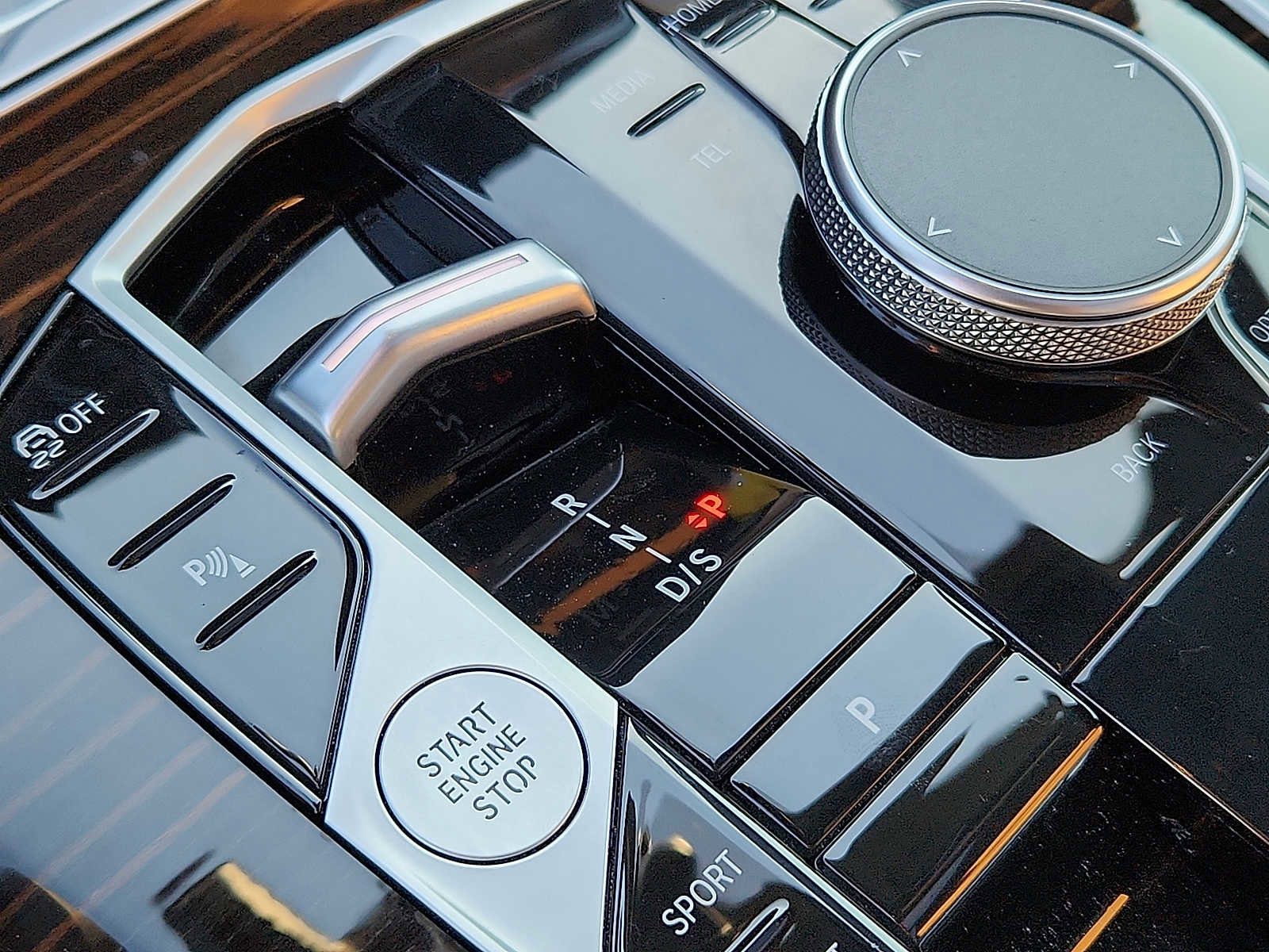 Used 2026 BMW X5 xDrive40i w/ Premium Package image 14