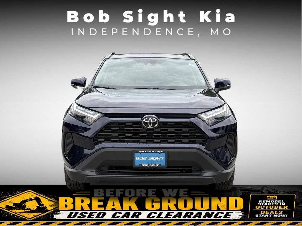 Used 2025 Toyota RAV4 XLE FWD image 20