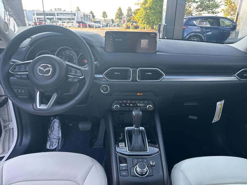 New 2025 MAZDA CX-5 AWD 2.5 S w/ Preferred Package image 17
