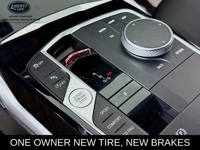 Used 2023 BMW 330i xDrive Sedan w/ Premium Package image 17