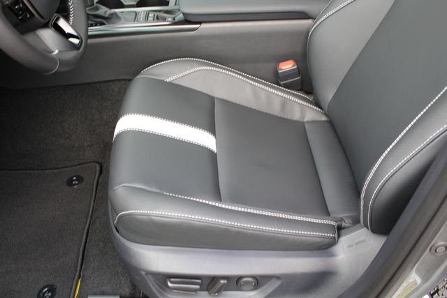 Certified 2026 Toyota Camry SE FWD image 34