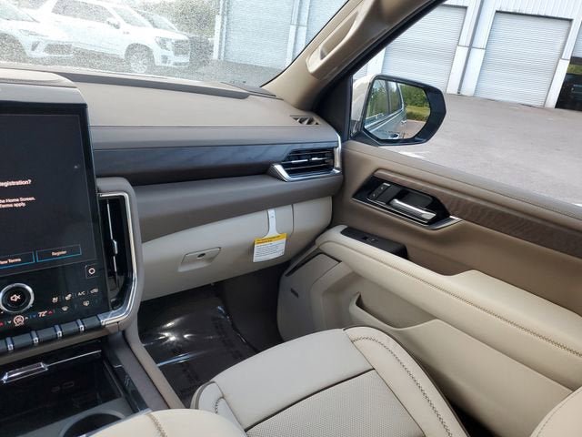 New 2026 GMC Yukon Denali w/ Denali Reserve Package RWD image 15