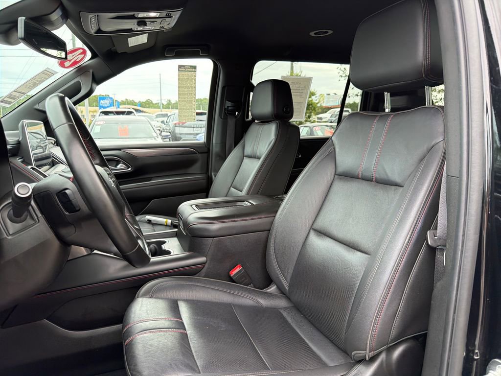 Used 2024 Chevrolet Suburban RST RWD image 22