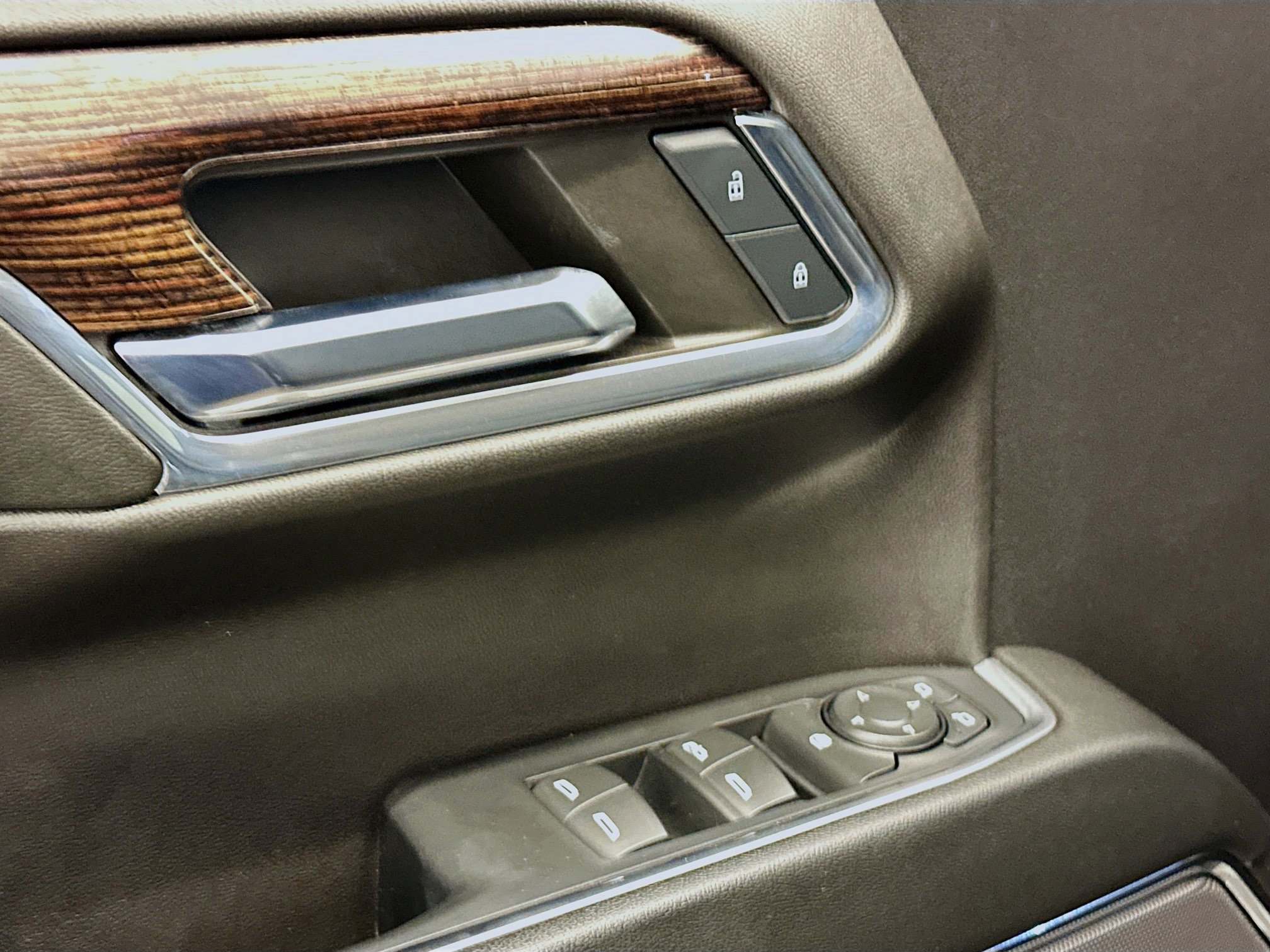 Used 2024 GMC Sierra 1500 Elevation image 15