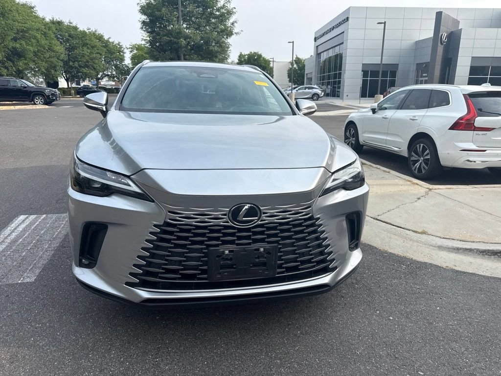 Used 2023 Lexus RX 350 Premium w/ Accessory Package AWD/4WD image 2
