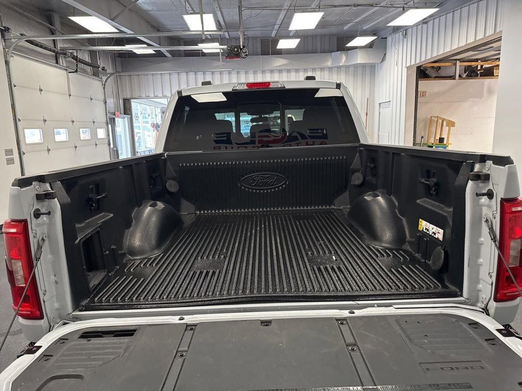 Used 2022 Ford F150 XLT w/ Equipment Group 302A High image 33