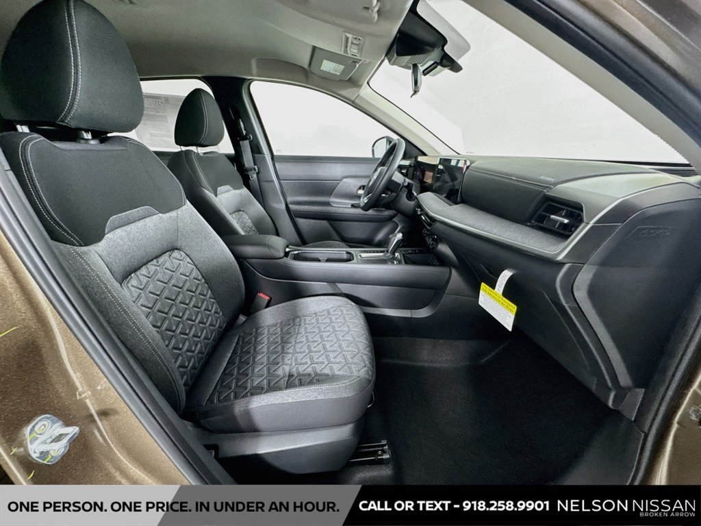 New 2027 Nissan Kicks SV w/ Cold Weather Package FWD image 26