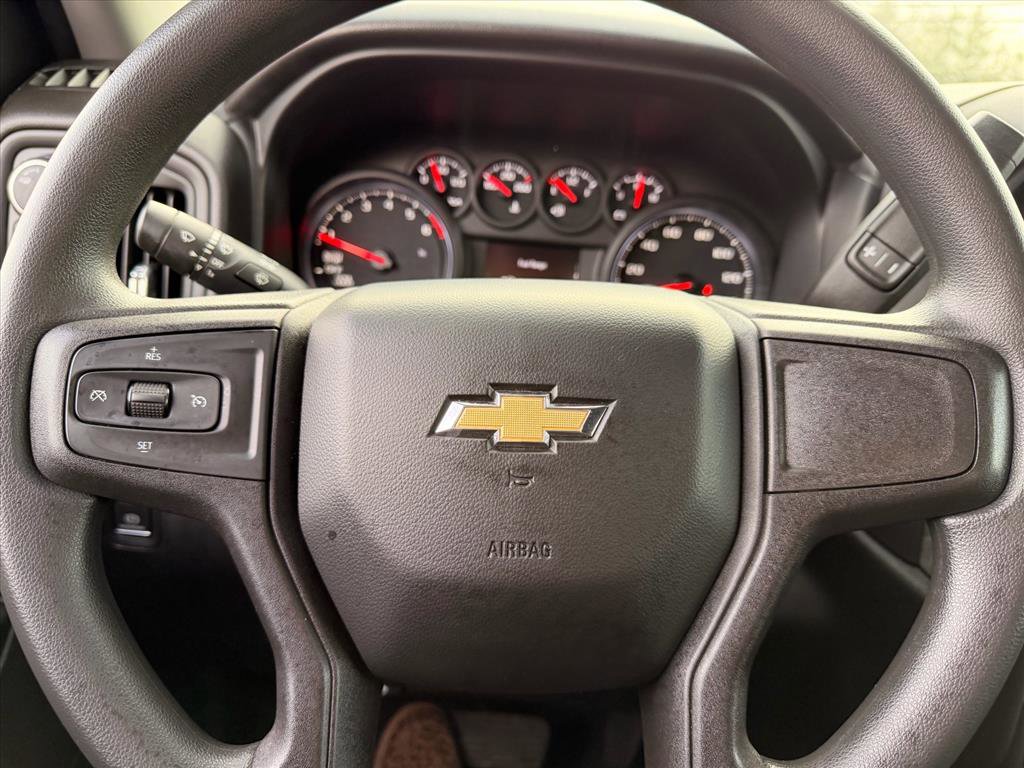 Used 2021 Chevrolet Silverado 1500 Custom image 14