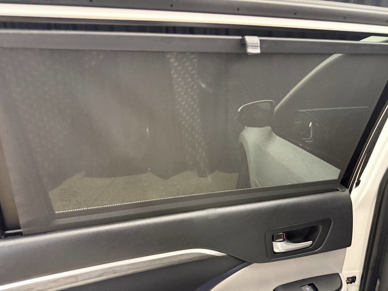 Used 2019 Toyota Highlander Limited Platinum AWD/4WD image 28