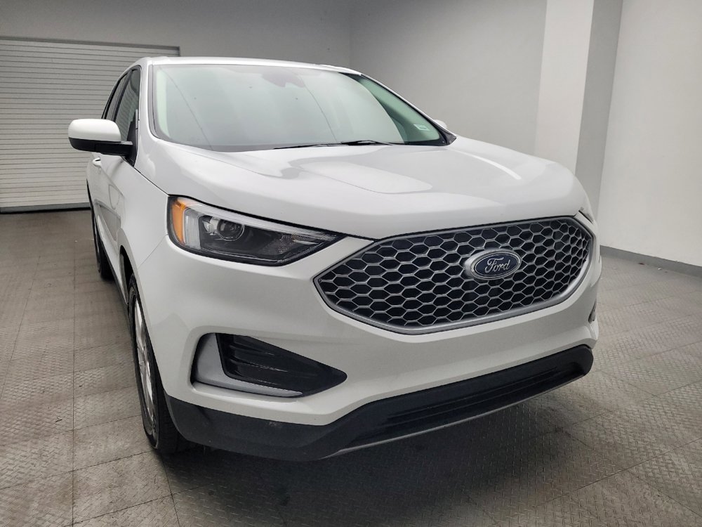 Used 2024 Ford Edge SEL image 14