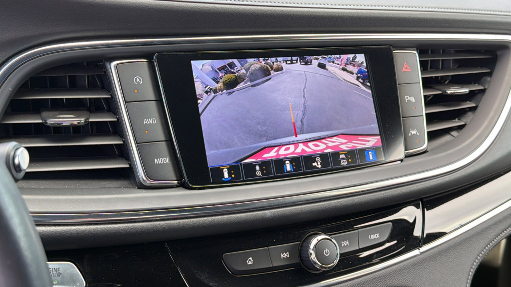 Used 2023 Buick Enclave Avenir w/ Avenir Technology Package image 16