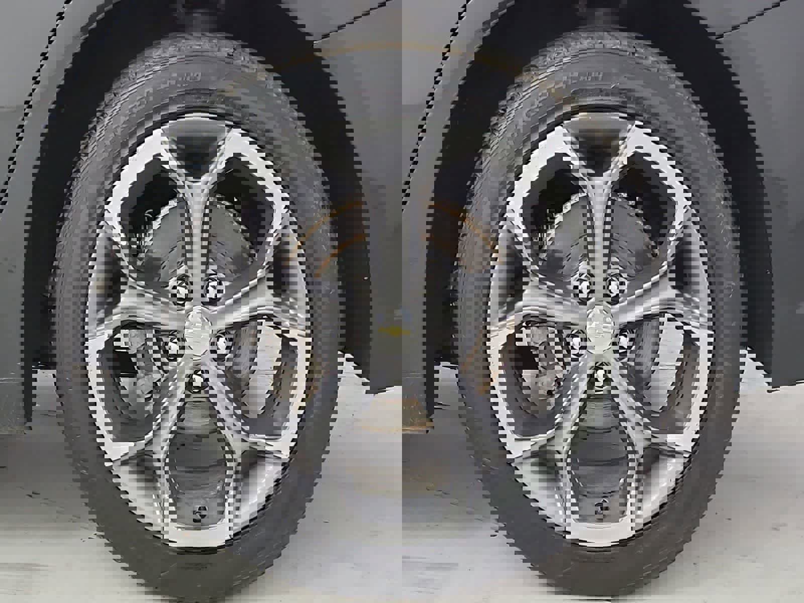 Used 2021 Chevrolet Malibu LT FWD image 13