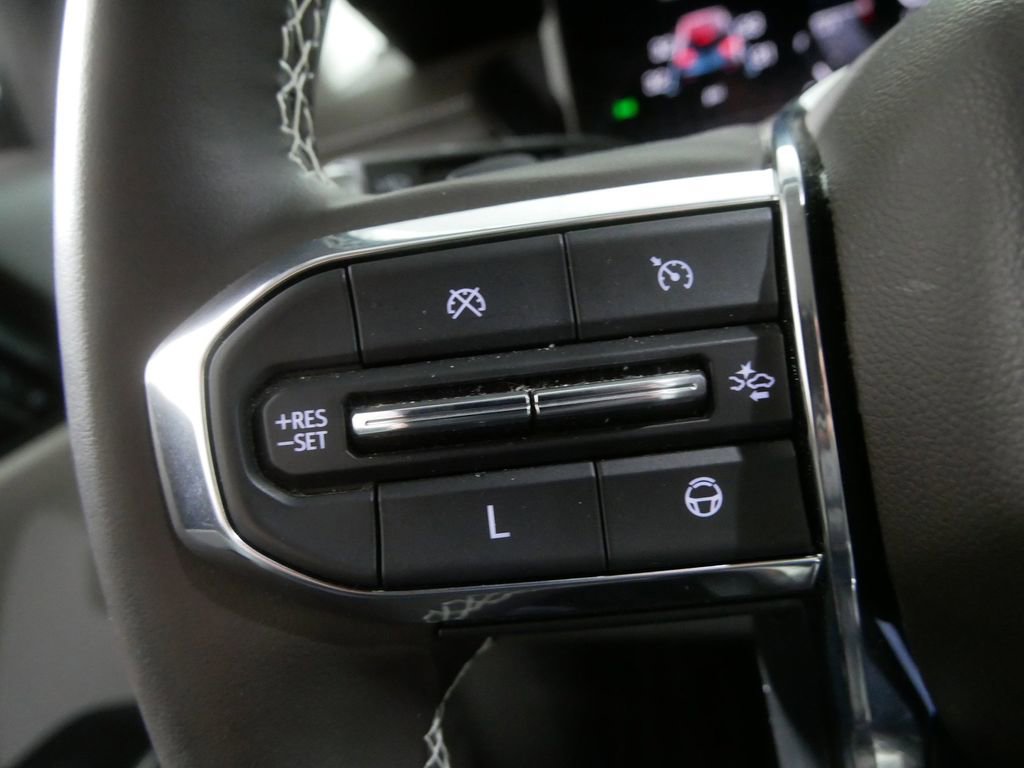 Used 2024 GMC Acadia Denali w/ Super Cruise Package image 22