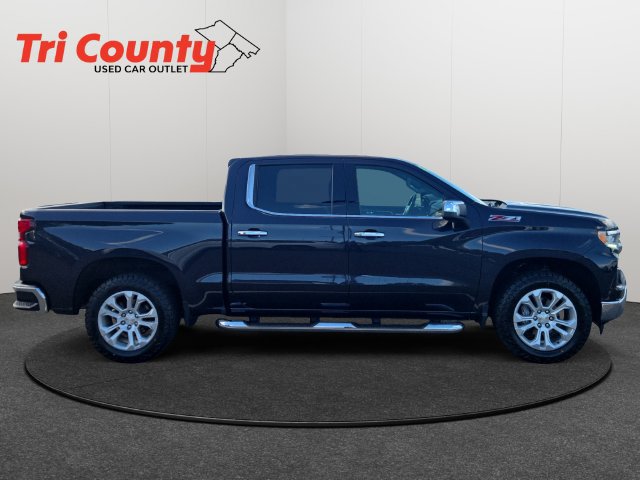 Used 2022 Chevrolet Silverado 1500 LTZ AWD/4WD image 9