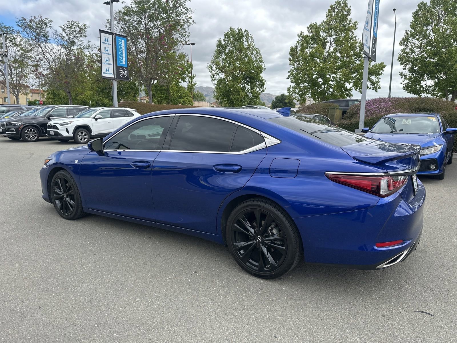 Used 2022 Lexus ES 350 F Sport w/ Accessory Package image 4