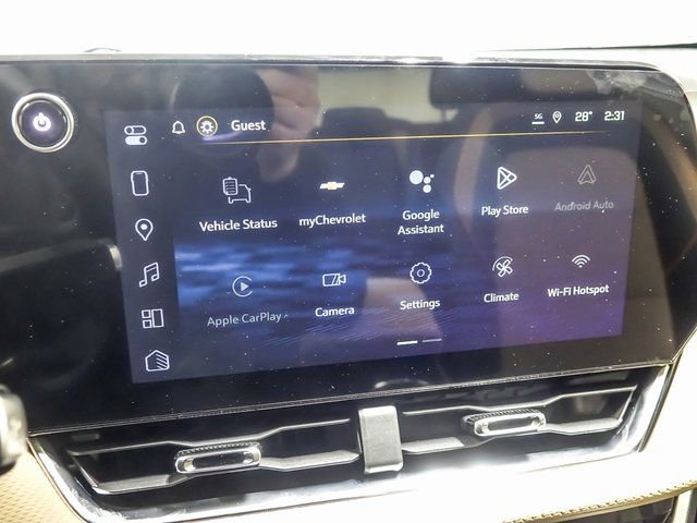 New 2026 Chevrolet Equinox ACTIV w/ LPO, Floor Liner Package image 17